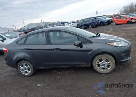 2015 Ford Fiesta Se z USA, uszkodzony, nr VIN 3FADP4BJ6FM148305